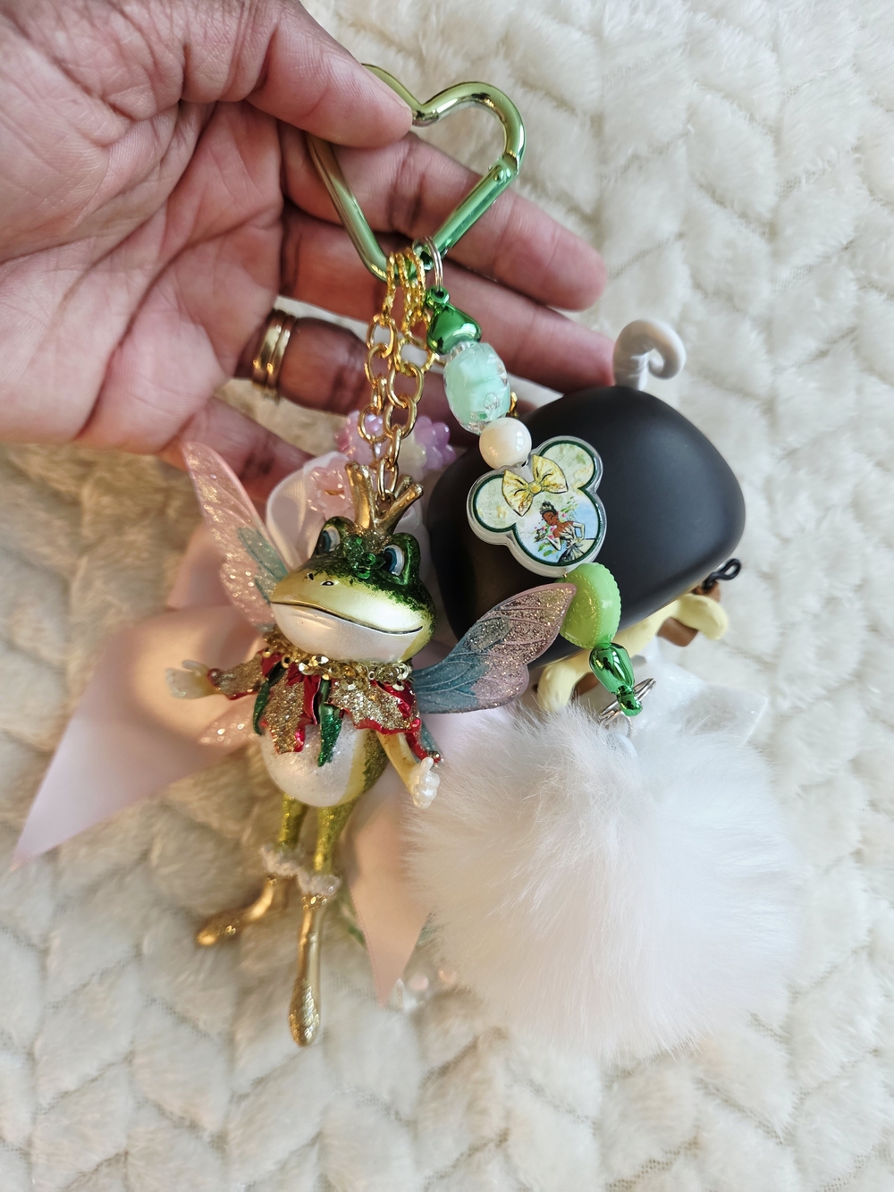 Funko Pop Princess Tiana And The Frog Keychain Charm with Pink Bow Bag Charm - Picture 8 of 8